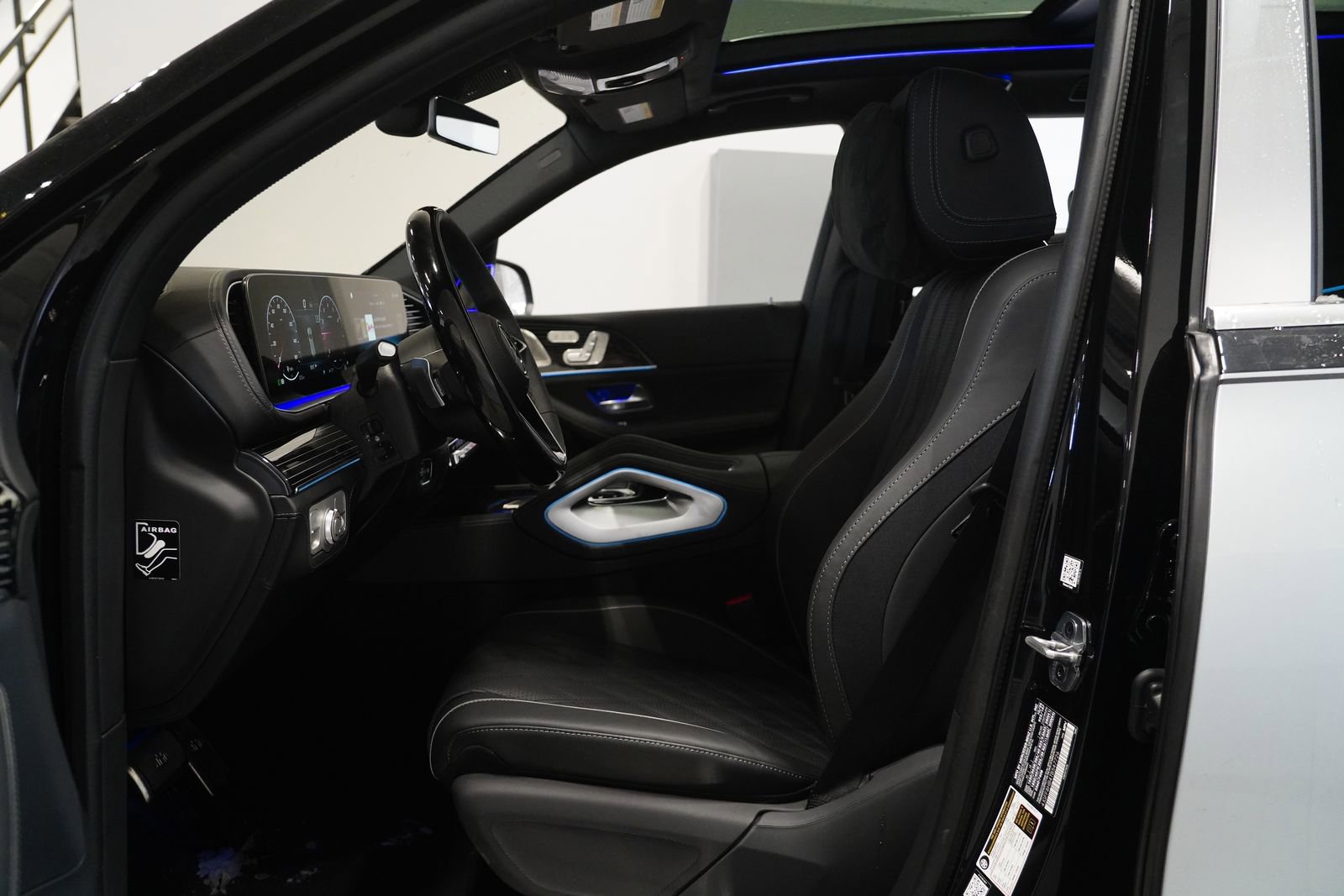 New 2026 Mercedes-Benz Maybach GLS 600 4MATIC image 14