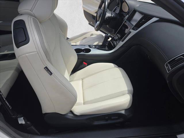 Used 2019 INFINITI Q60 Red Sport 400 w/ Carbon Fiber Package AWD/4WD image 21