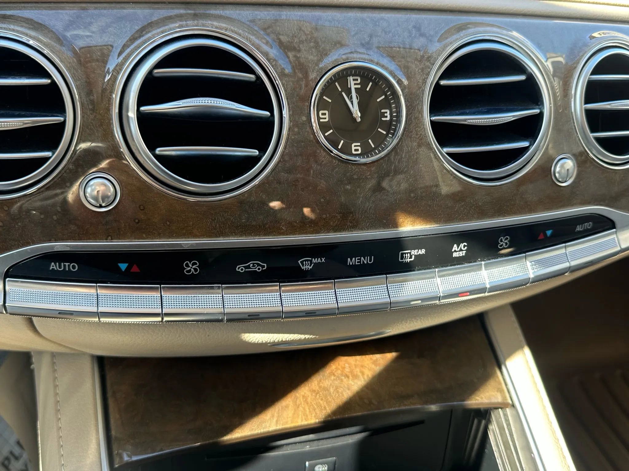 Used 2015 Mercedes-Benz S 550 Sedan image 20