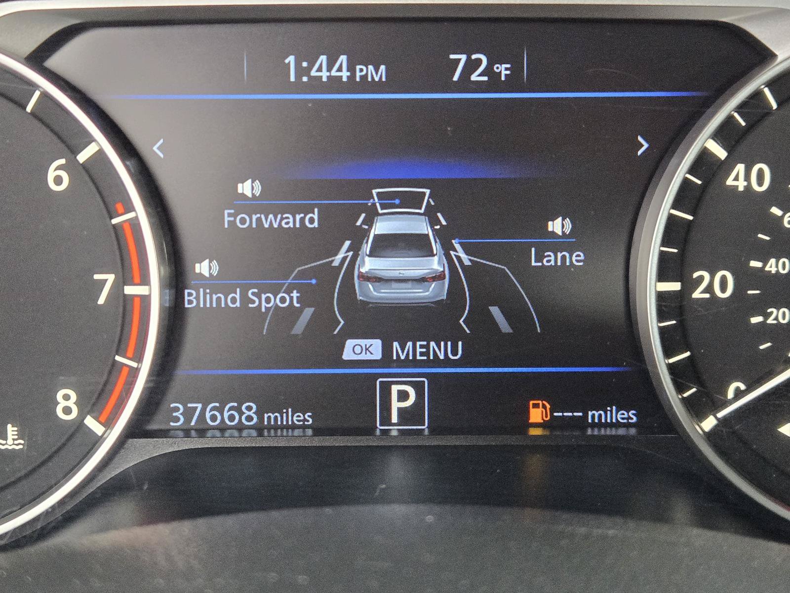 Used 2023 Nissan Altima 2.5 SV FWD image 16