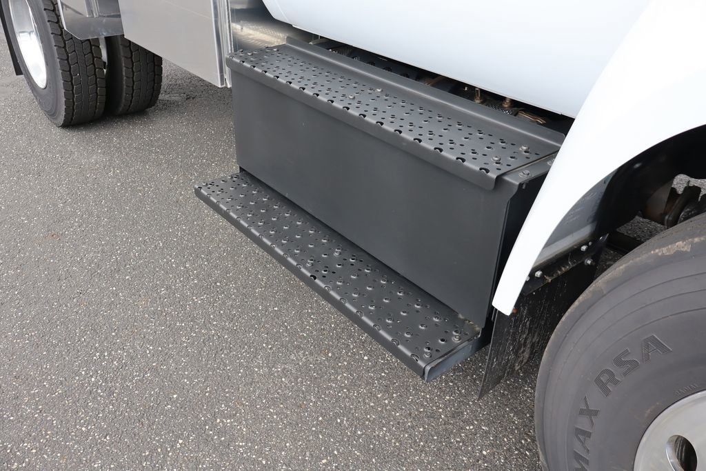 New 2026 Ford F750 2WD Regular Cab Super Duty image 23