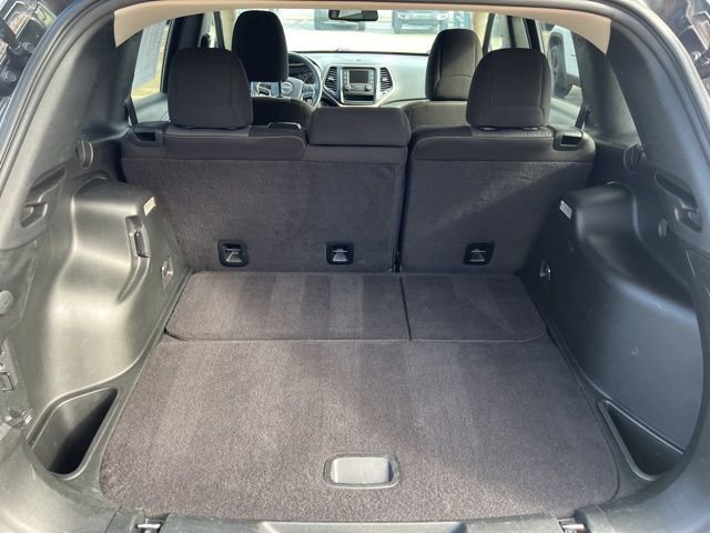 Certified 2016 Jeep Cherokee Sport image 11