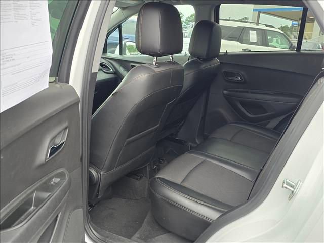 Used 2018 Chevrolet Trax LT w/ LT Convenience Package FWD image 20