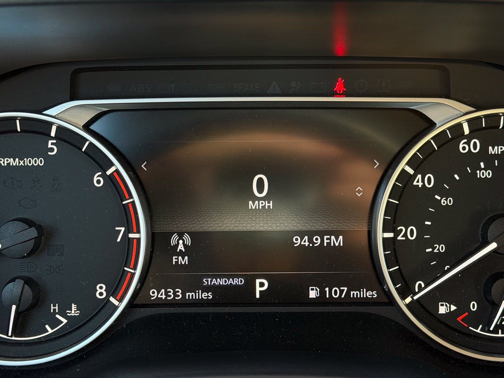 Used 2023 Nissan Rogue SV FWD image 33