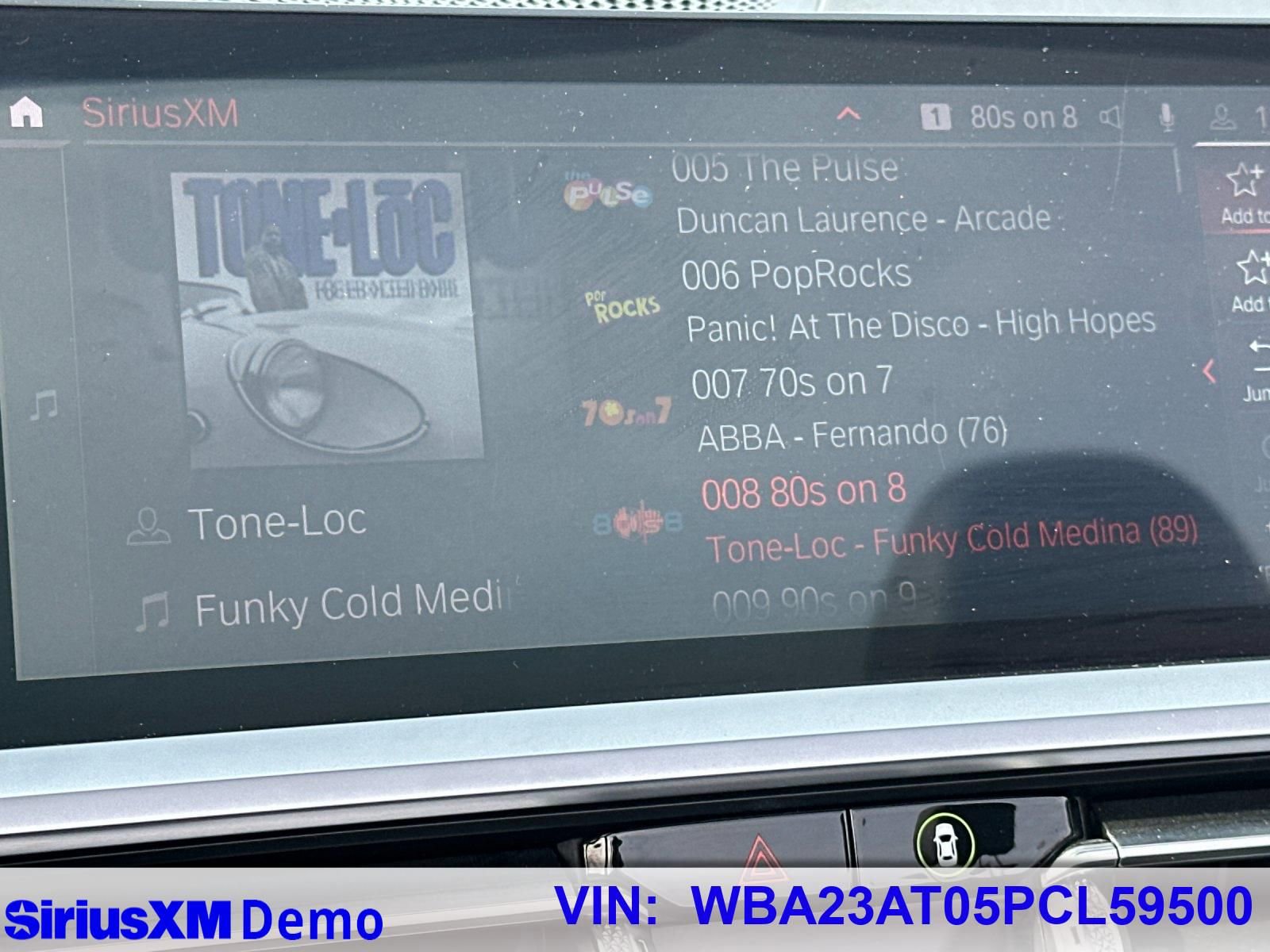 Used 2023 BMW 430i Convertible w/ Premium Package image 28