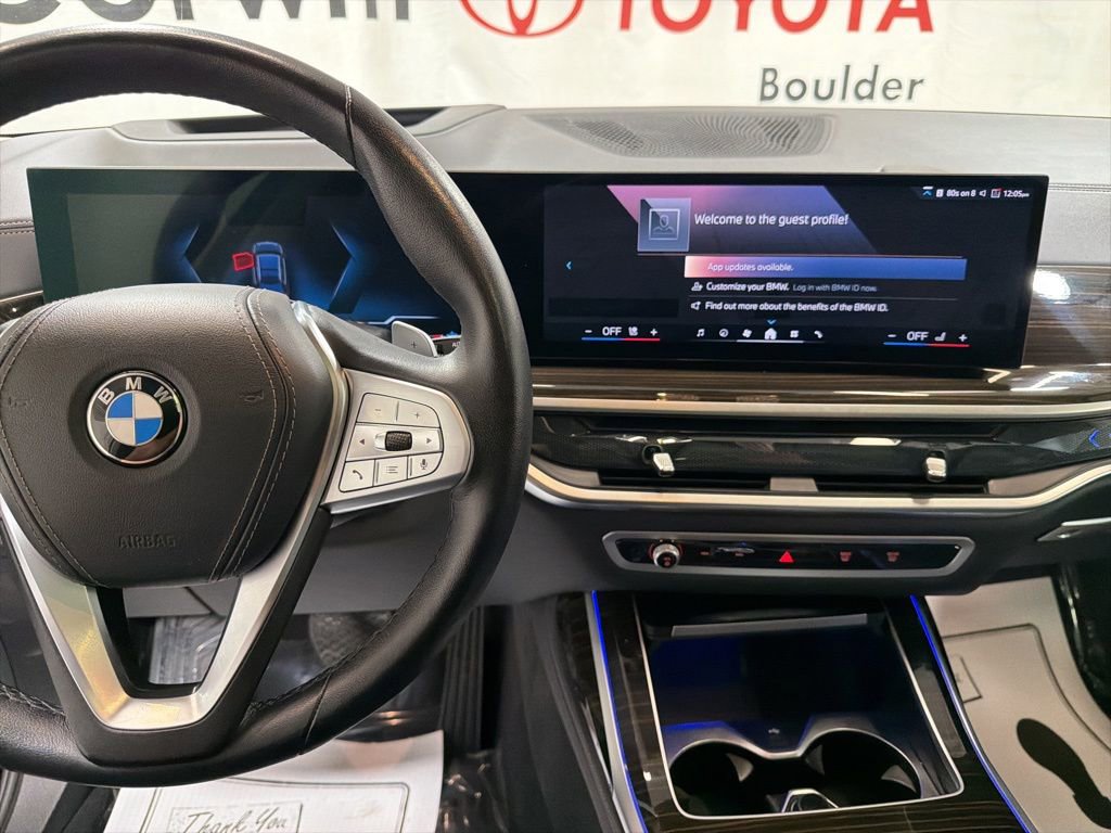 Used 2024 BMW X7 xDrive40i AWD/4WD image 25