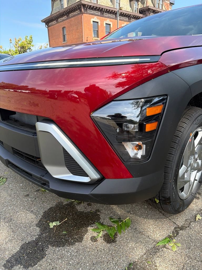 New 2027 Hyundai Kona SE AWD/4WD image 9