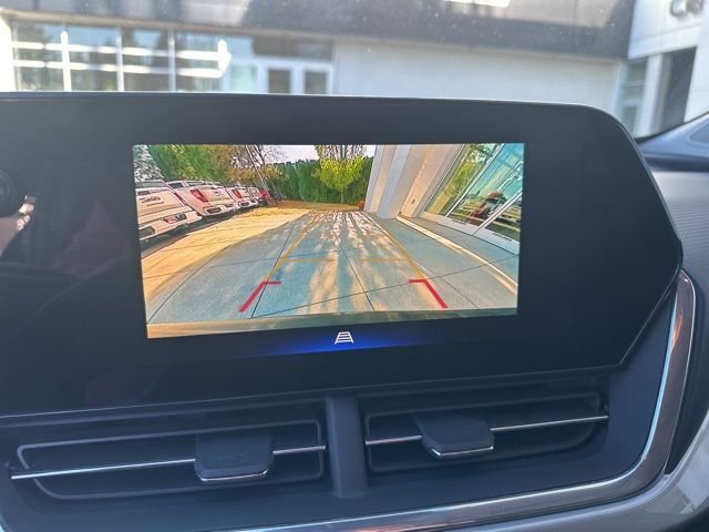 Used 2024 Chevrolet Trax LT image 15