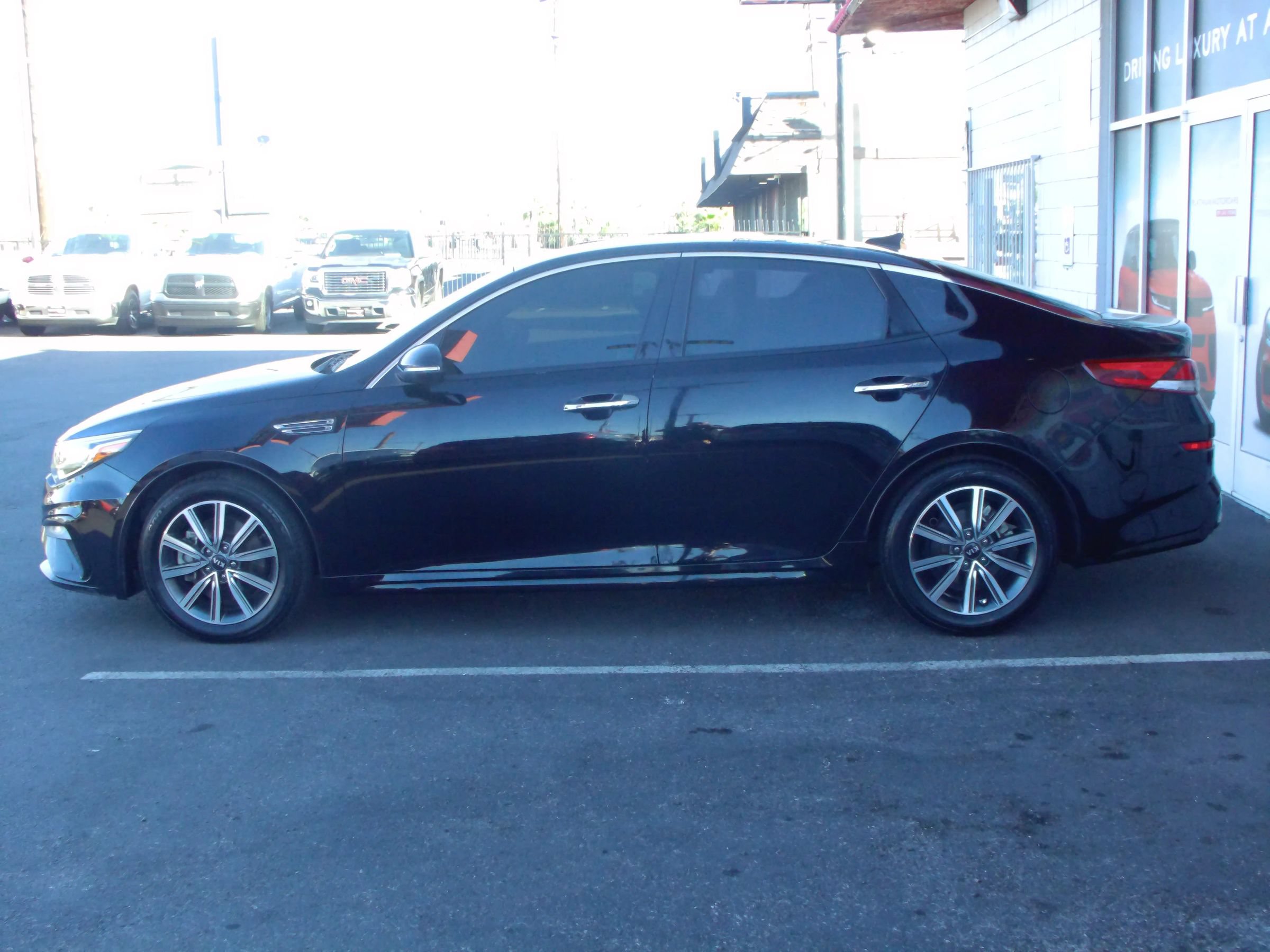 Used 2019 Kia Optima EX FWD image 5