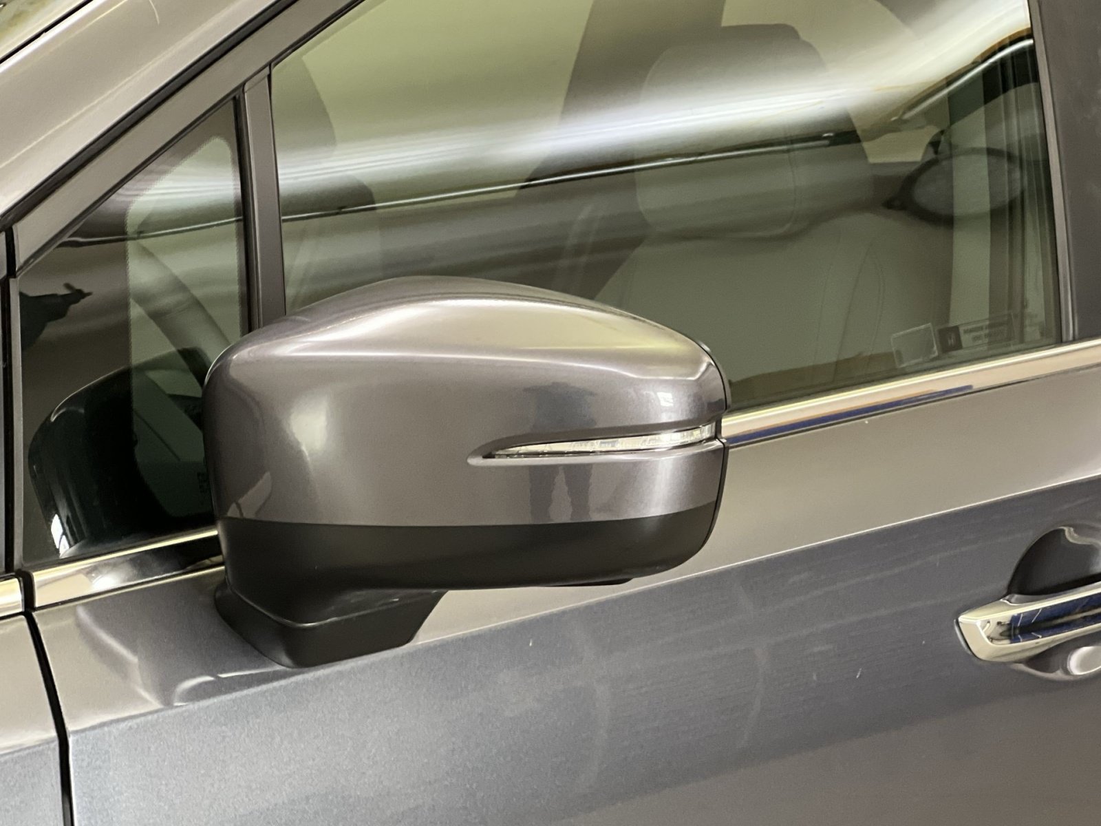 Used 2023 Honda Odyssey EX-L image 31