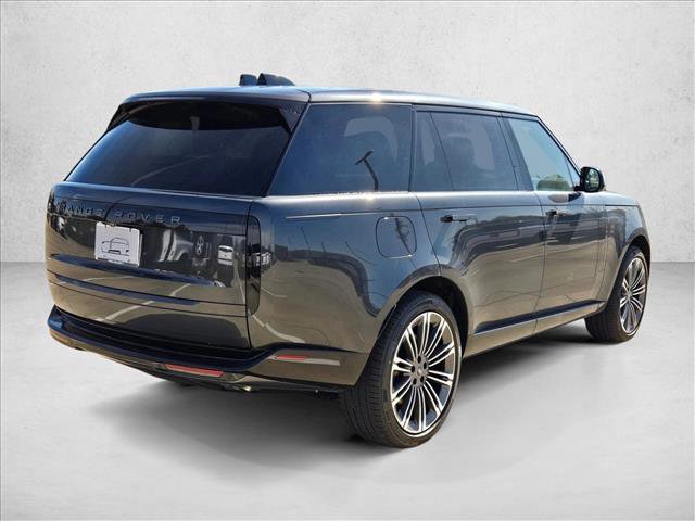 New 2025 Land Rover Range Rover Long Wheelbase SE image 2