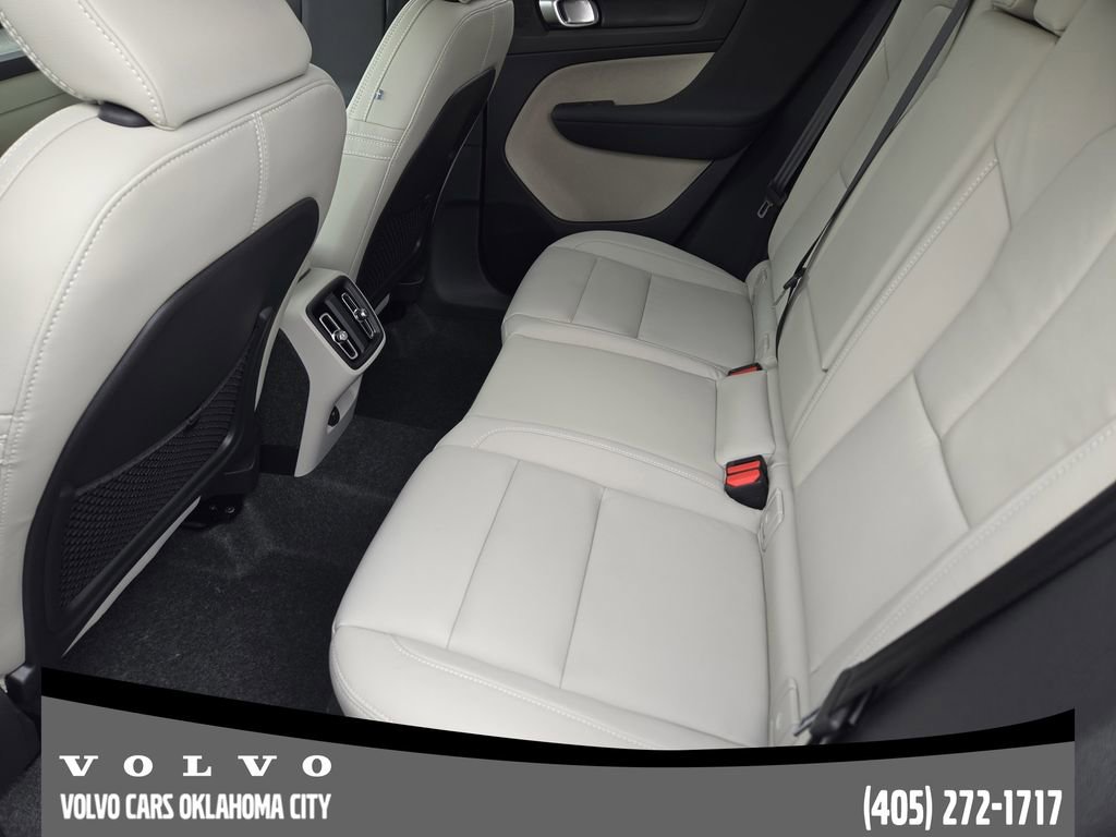 New 2026 Volvo XC40 B5 Ultra w/ Protection Package Premier AWD/4WD image 29
