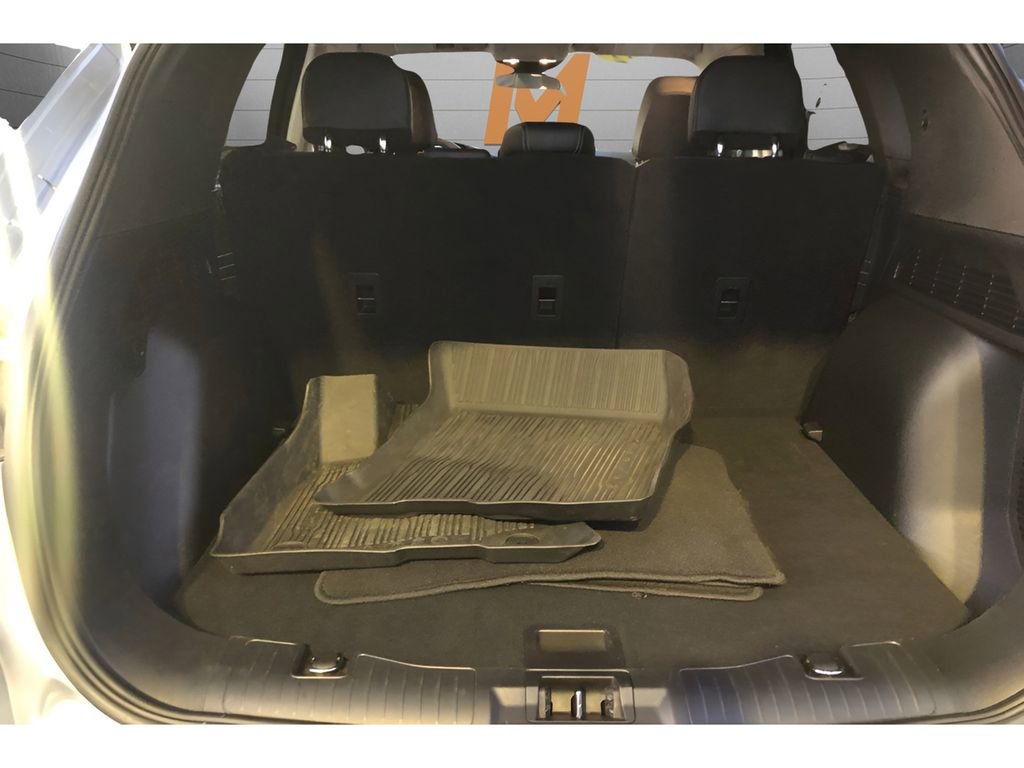 Used 2022 Ford Escape SEL image 8