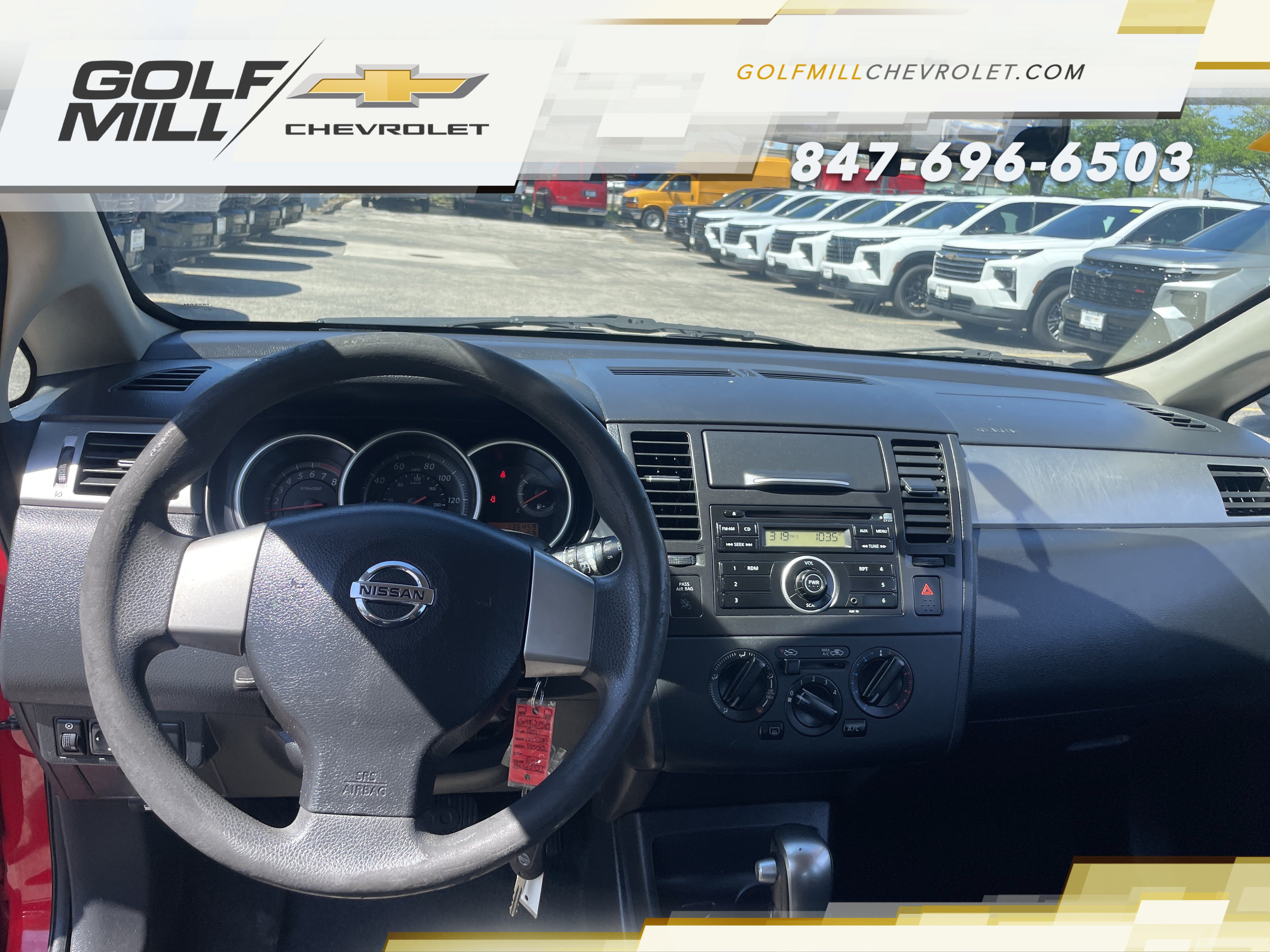 Used 2011 Nissan Versa 1.8 S FWD image 18