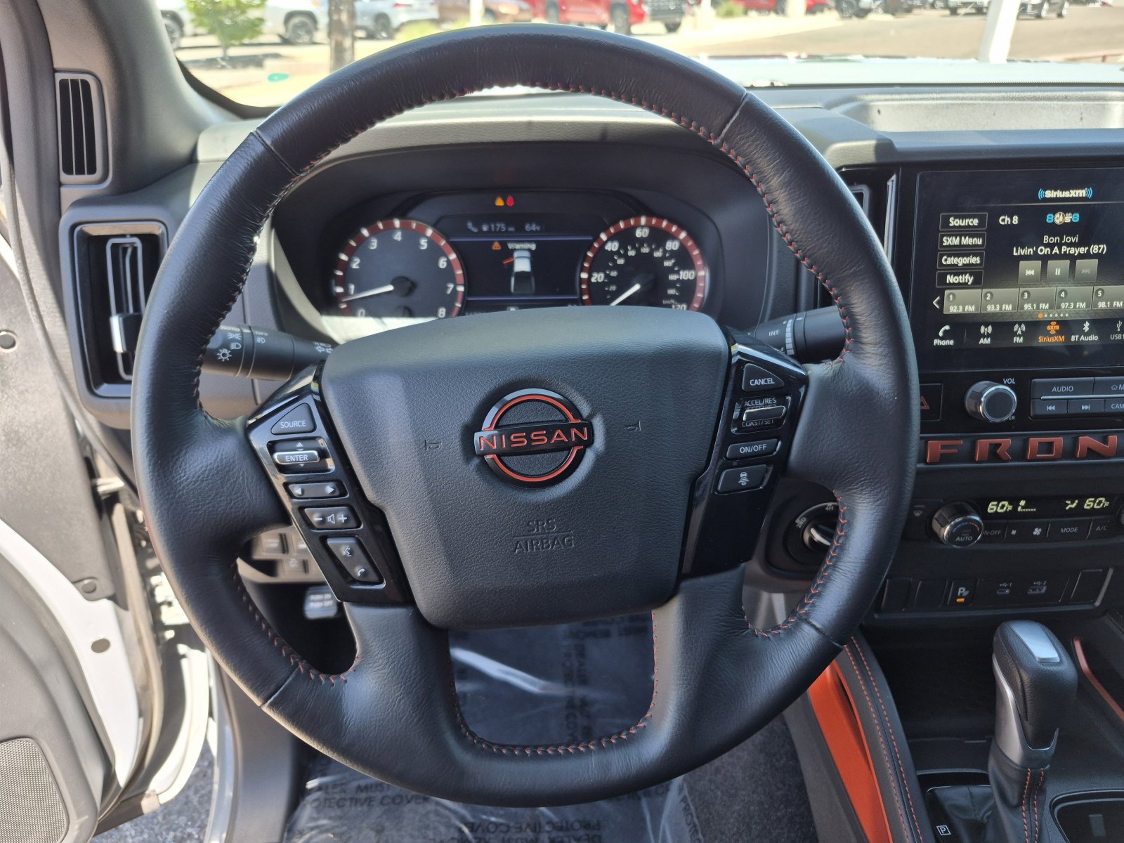 Used 2025 Nissan Frontier PRO-4X AWD/4WD image 9