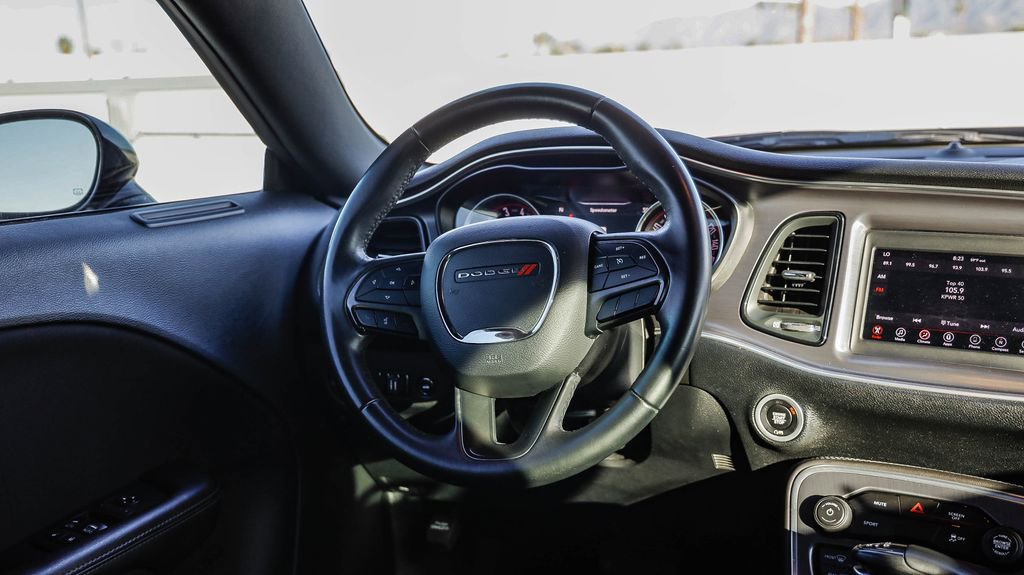 Used 2018 Dodge Challenger SXT image 16