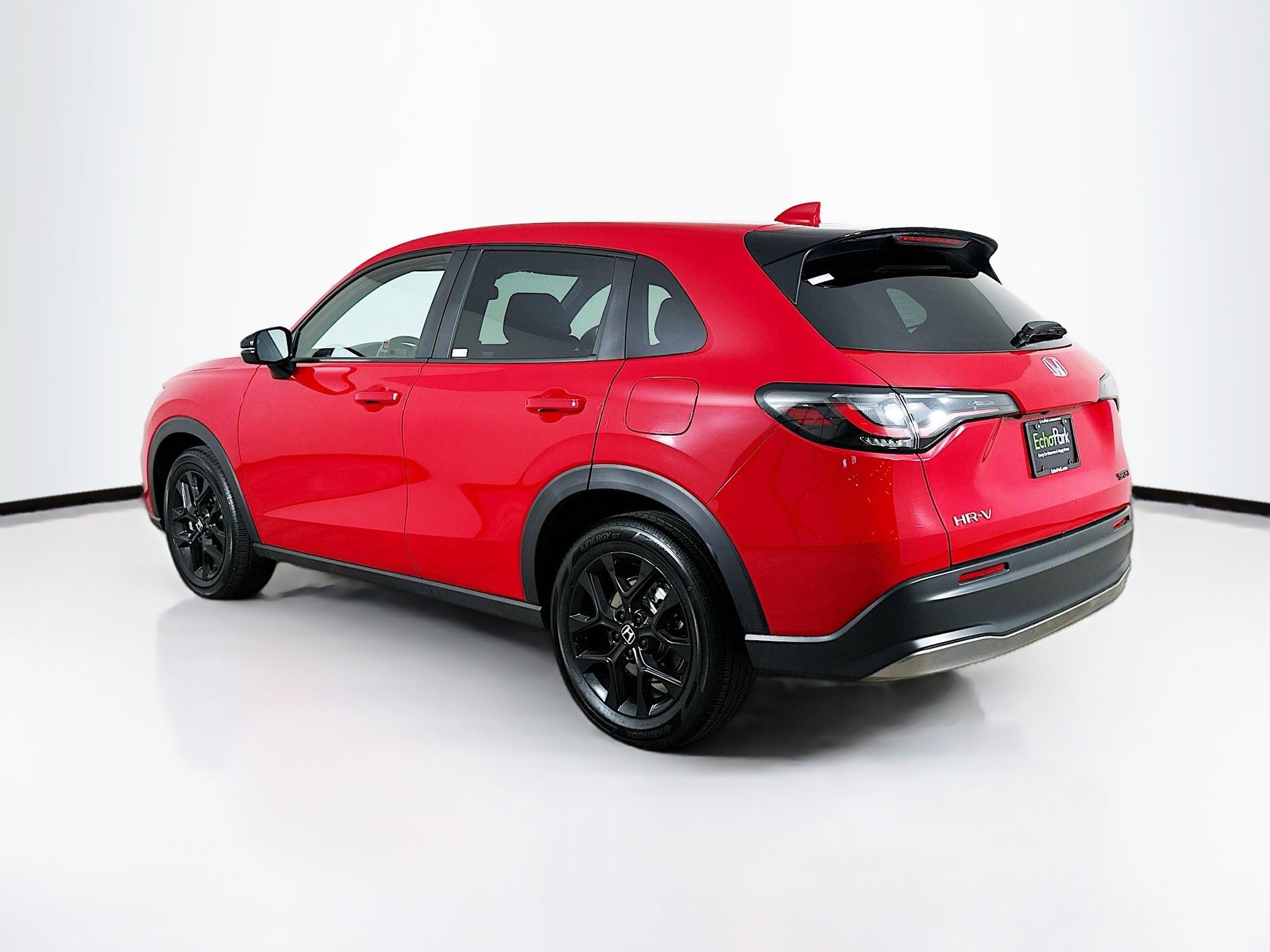 Used 2025 Honda HR-V Sport image 5