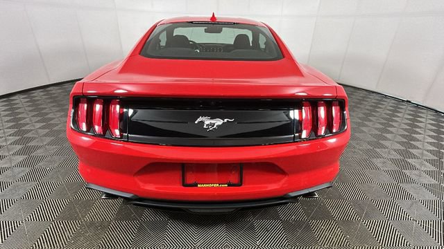 Used 2022 Ford Mustang Coupe RWD image 4