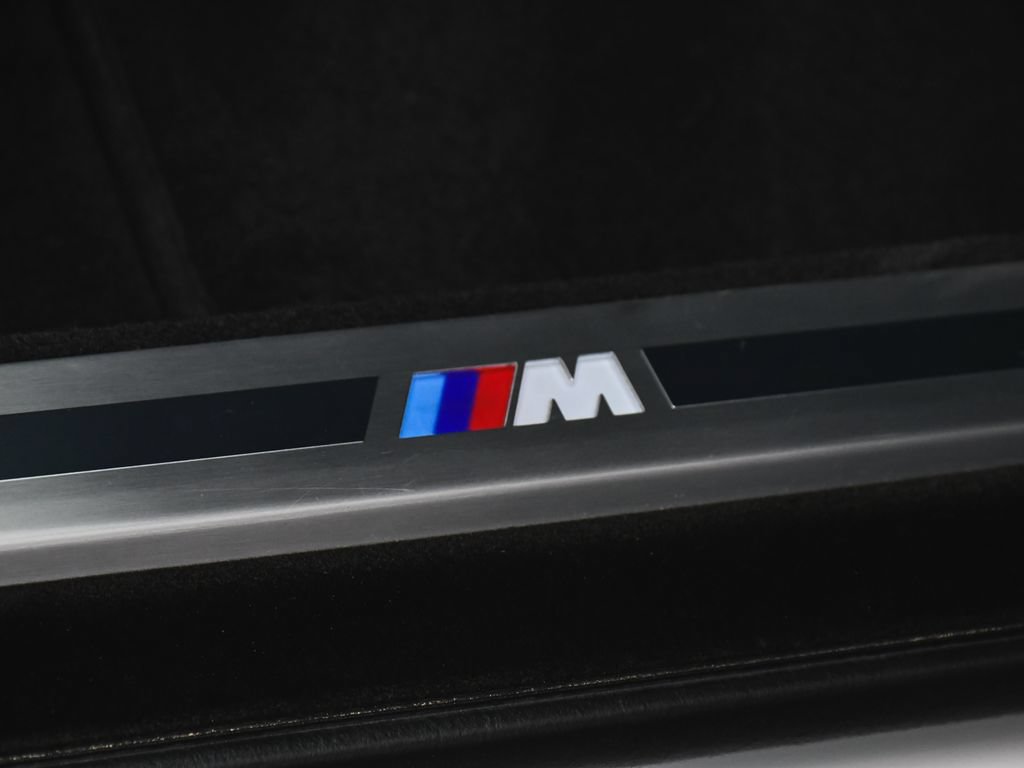 Used 2026 BMW 740i xDrive AWD/4WD image 21