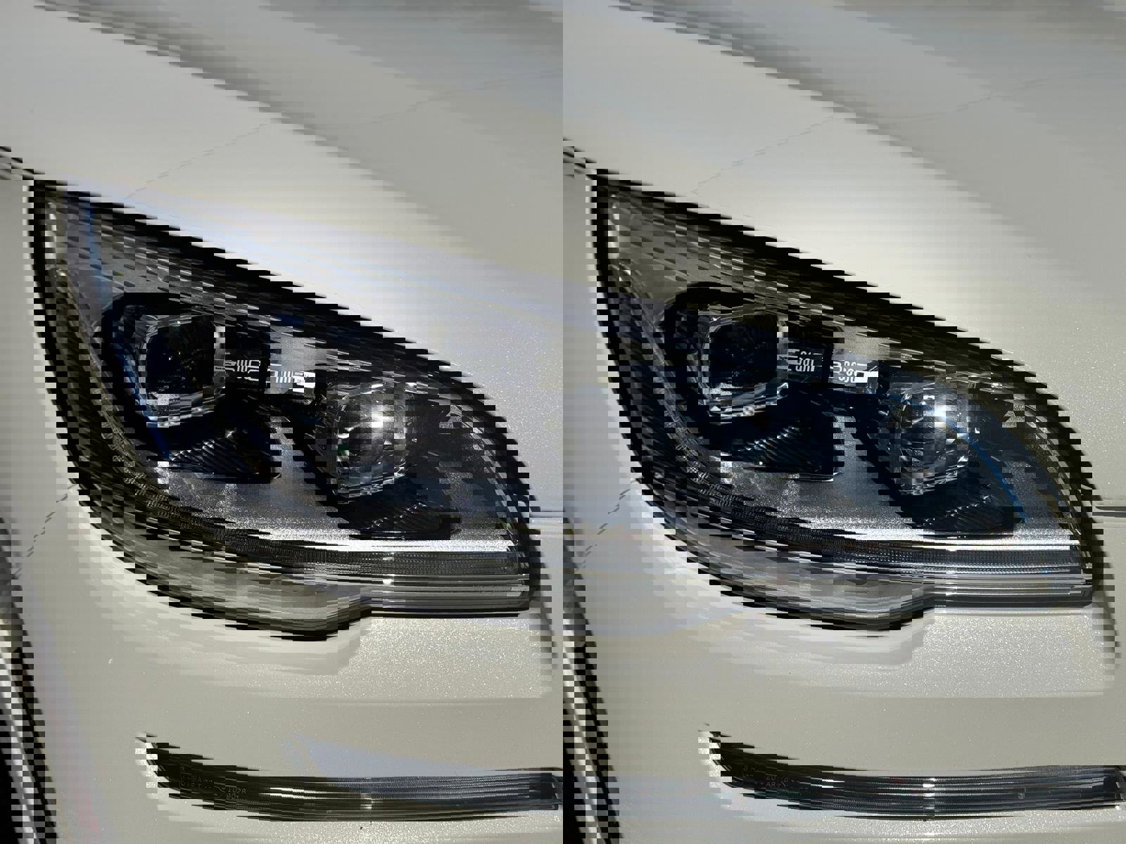 Used 2022 Lincoln Aviator Black Label w/ Dynamic Handling Package AWD/4WD image 12