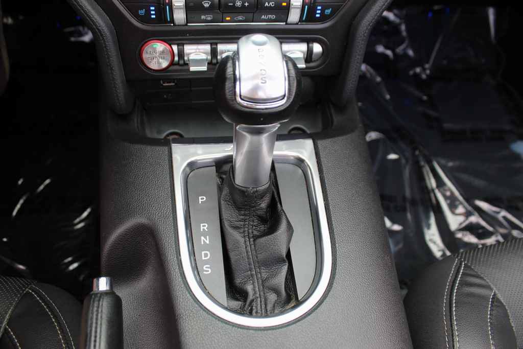 Used 2020 Ford Mustang Premium RWD image 29
