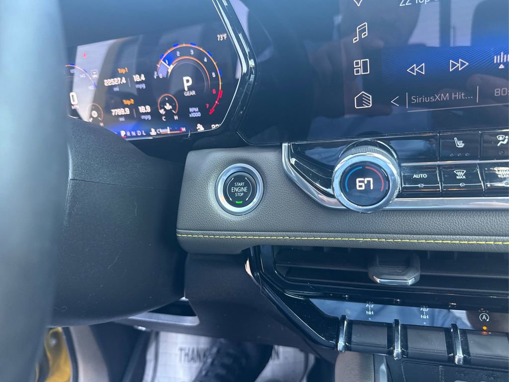 Used 2024 Chevrolet Colorado ZR2 w/ Technology Package AWD/4WD image 28