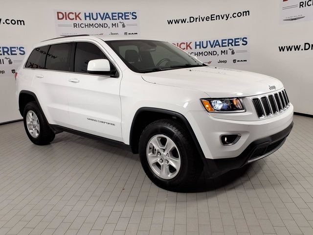 Used 2016 Jeep Grand Cherokee Laredo AWD/4WD image 3