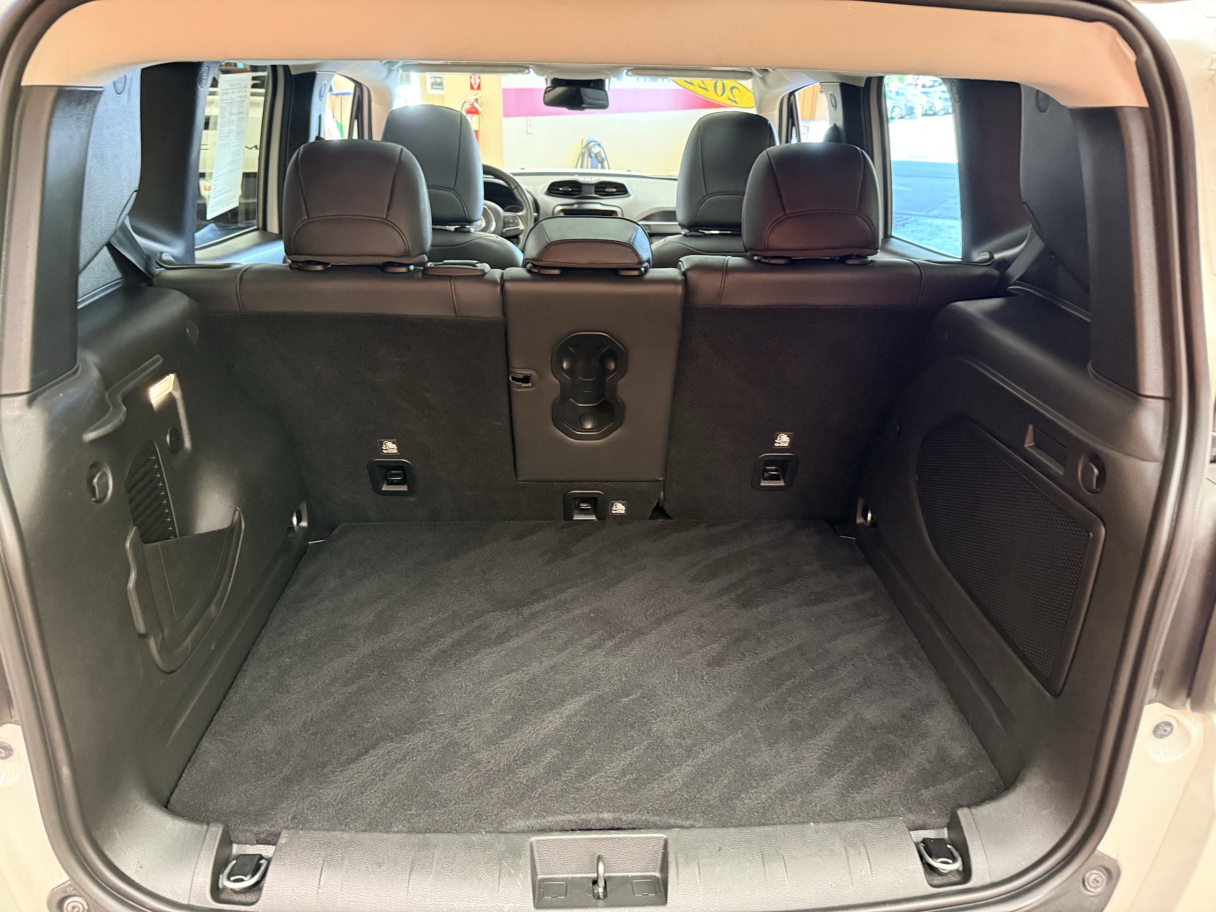 Used 2022 Jeep Renegade Limited w/ Sun, Sound & Wheels Group AWD/4WD image 18