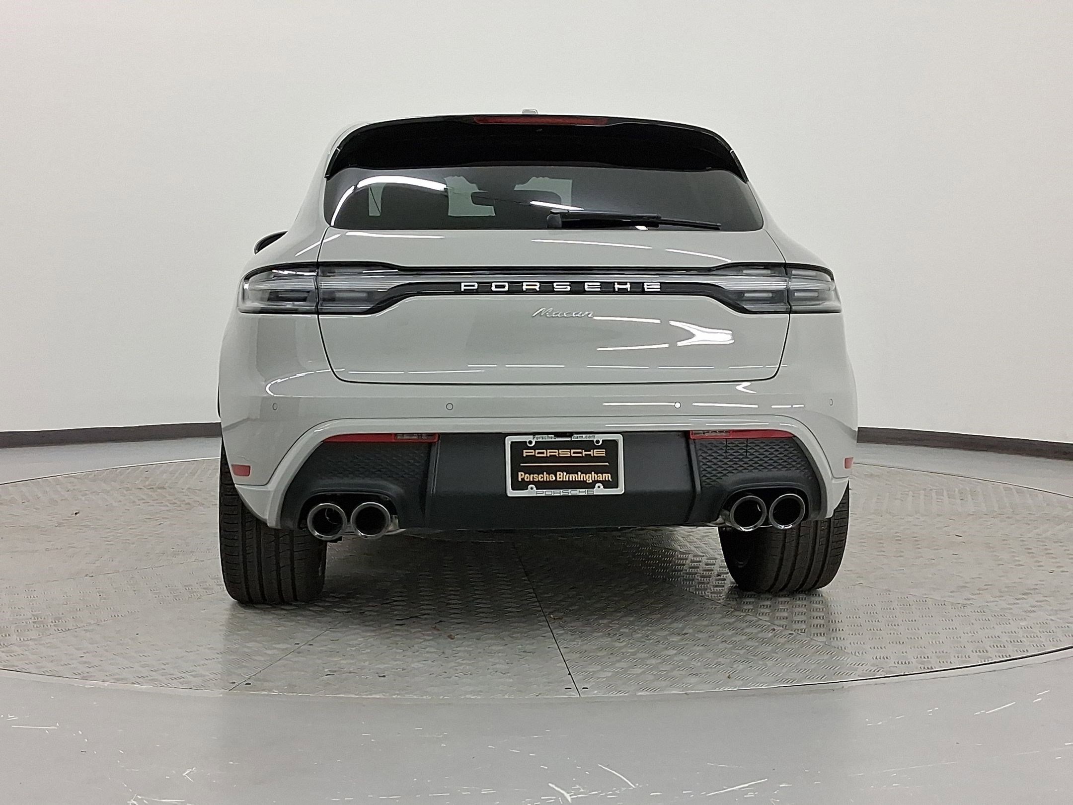 New 2026 Porsche Macan image 10