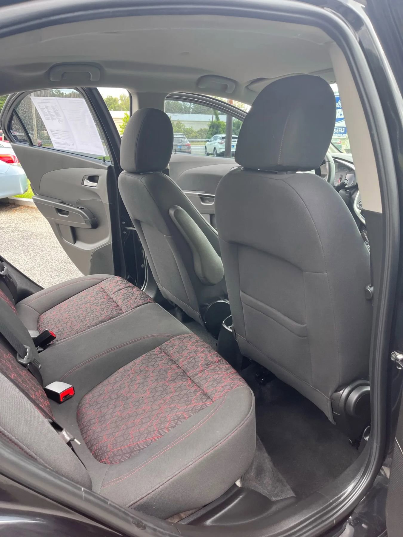 Used 2018 Chevrolet Sonic LT w/ Convenience Package image 25