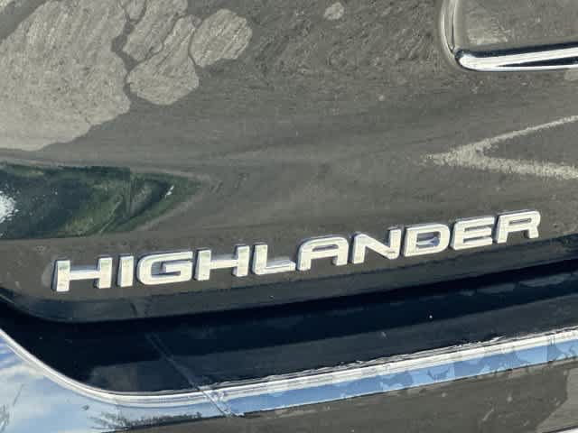 Used 2021 Toyota Highlander Limited AWD/4WD image 19