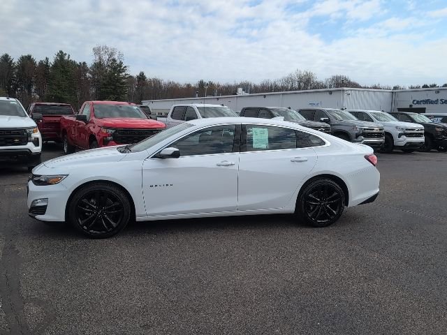 Used 2024 Chevrolet Malibu LT w/ Sport Edition FWD image 3