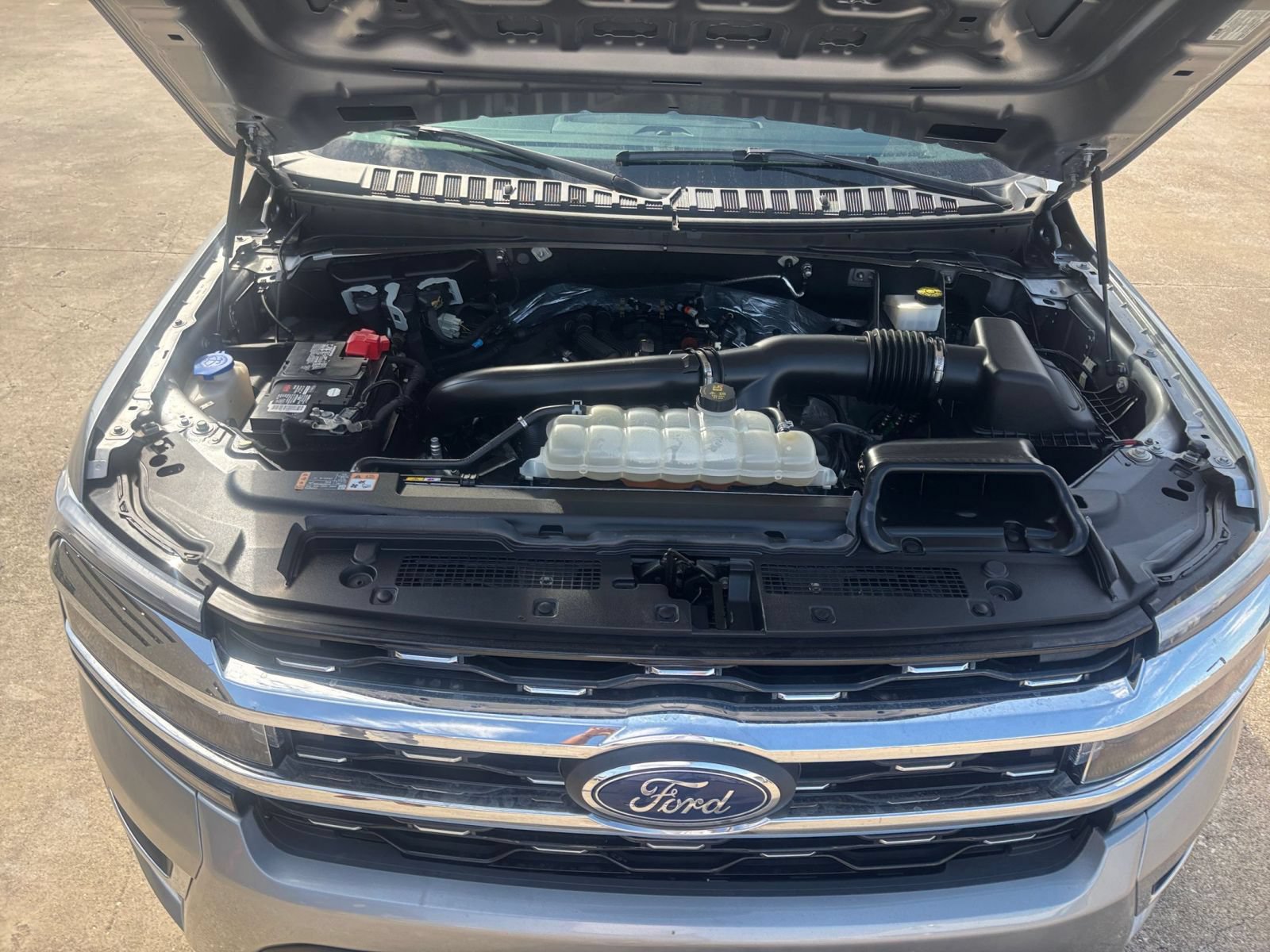 Used 2023 Ford Expedition Max Limited AWD/4WD image 35