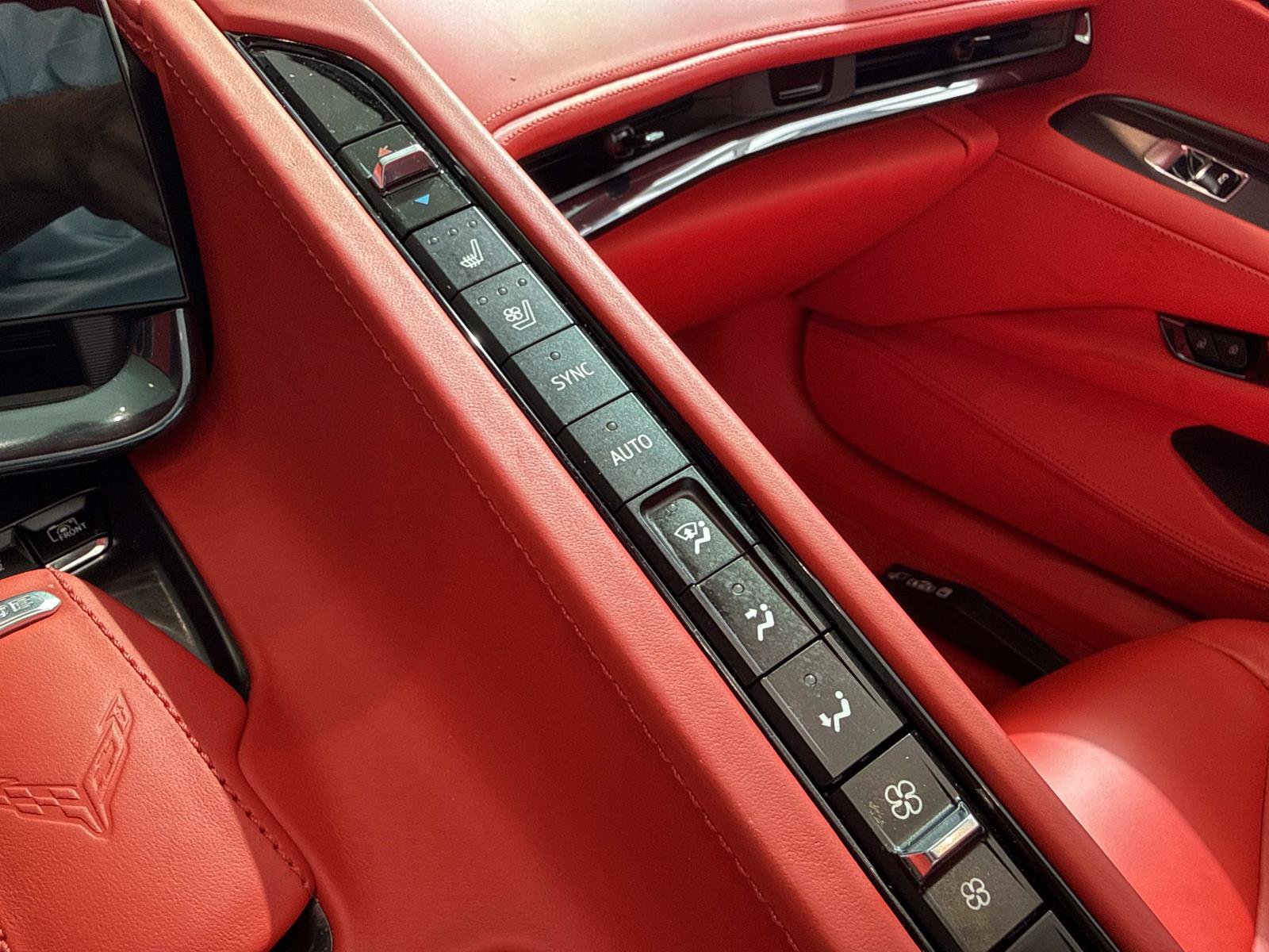 Used 2023 Chevrolet Corvette Stingray Premium Conv w/ Stealth Interior Trim Package RWD image 30