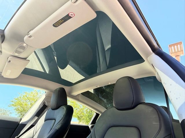 Used 2023 Tesla Model 3 Standard Range image 8