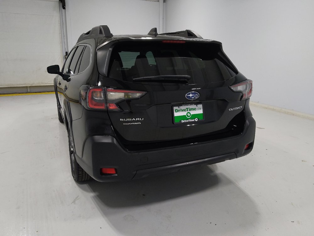 Used 2023 Subaru Outback Premium AWD/4WD image 6