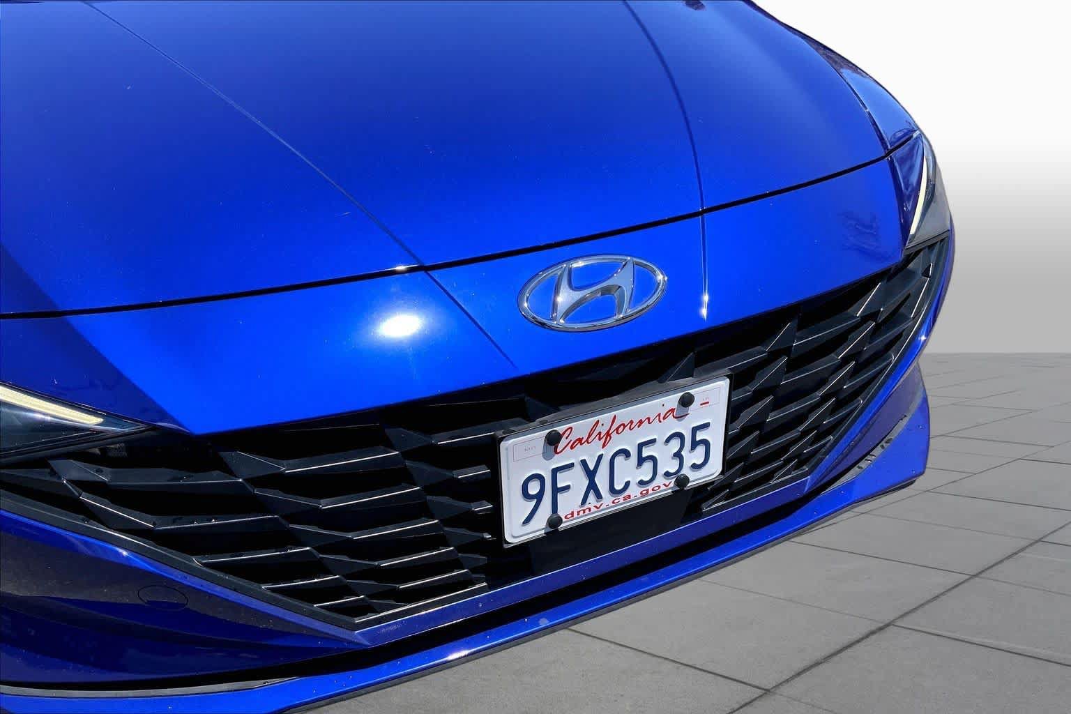 Used 2023 Hyundai Elantra SEL w/ Convenience Package FWD image 28