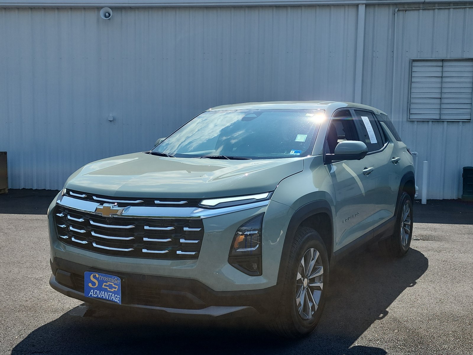 Used 2026 Chevrolet Equinox LT w/ Safety and Technology Package