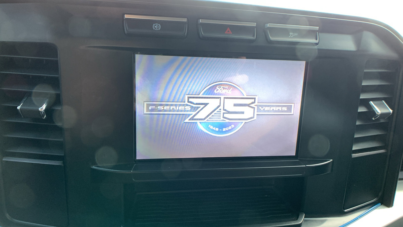 Used 2023 Ford F250 XL w/ XL Chrome Package image 17