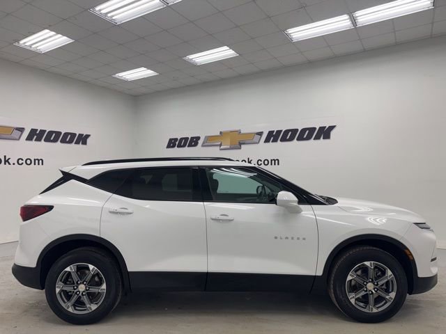 Used 2023 Chevrolet Blazer LT w/ Convenience Package image 4