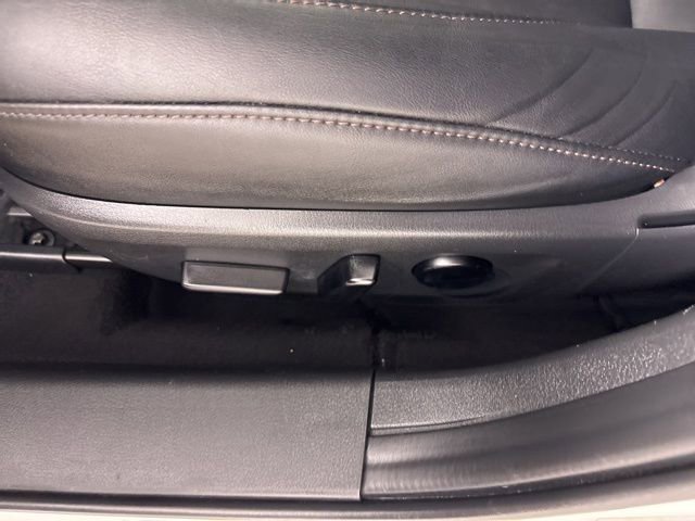 Used 2023 MAZDA MAZDA3 s image 23