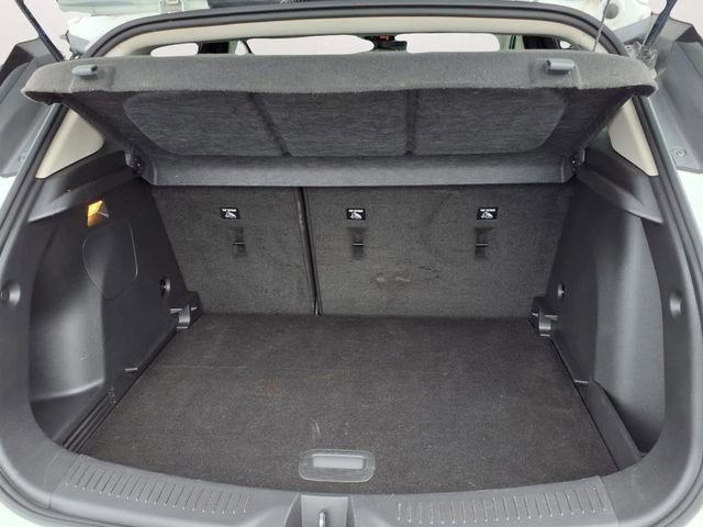 Certified 2021 Buick Encore GX Preferred w/ Cold Weather Comfort Package AWD/4WD image 17