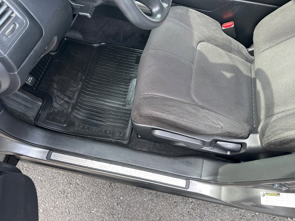 Used 2013 Nissan Murano S image 28