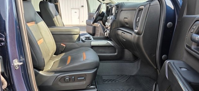 Used 2023 GMC Sierra 3500 AT4 w/ Gooseneck/5TH Wheel Package image 17