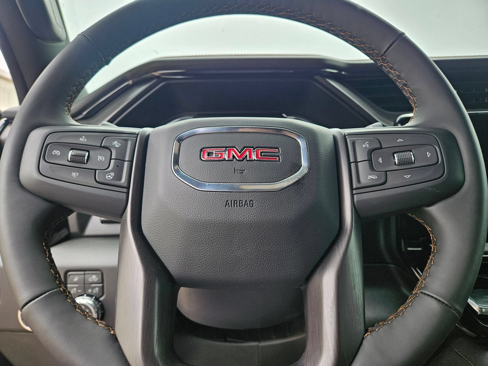 New 2026 GMC Sierra 1500 AT4 w/ AT4 Premium Package AWD/4WD image 12