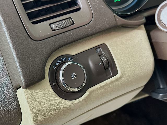 Used 2012 Buick Regal Leather image 11