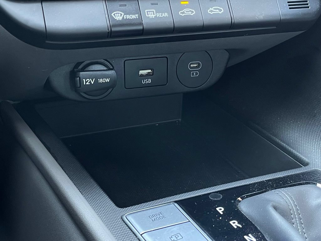 Used 2024 Hyundai Elantra SEL FWD image 19