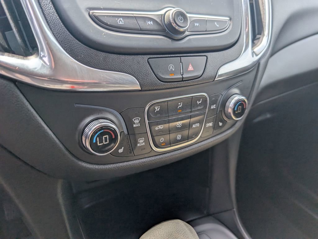 Used 2022 Chevrolet Equinox LT image 19