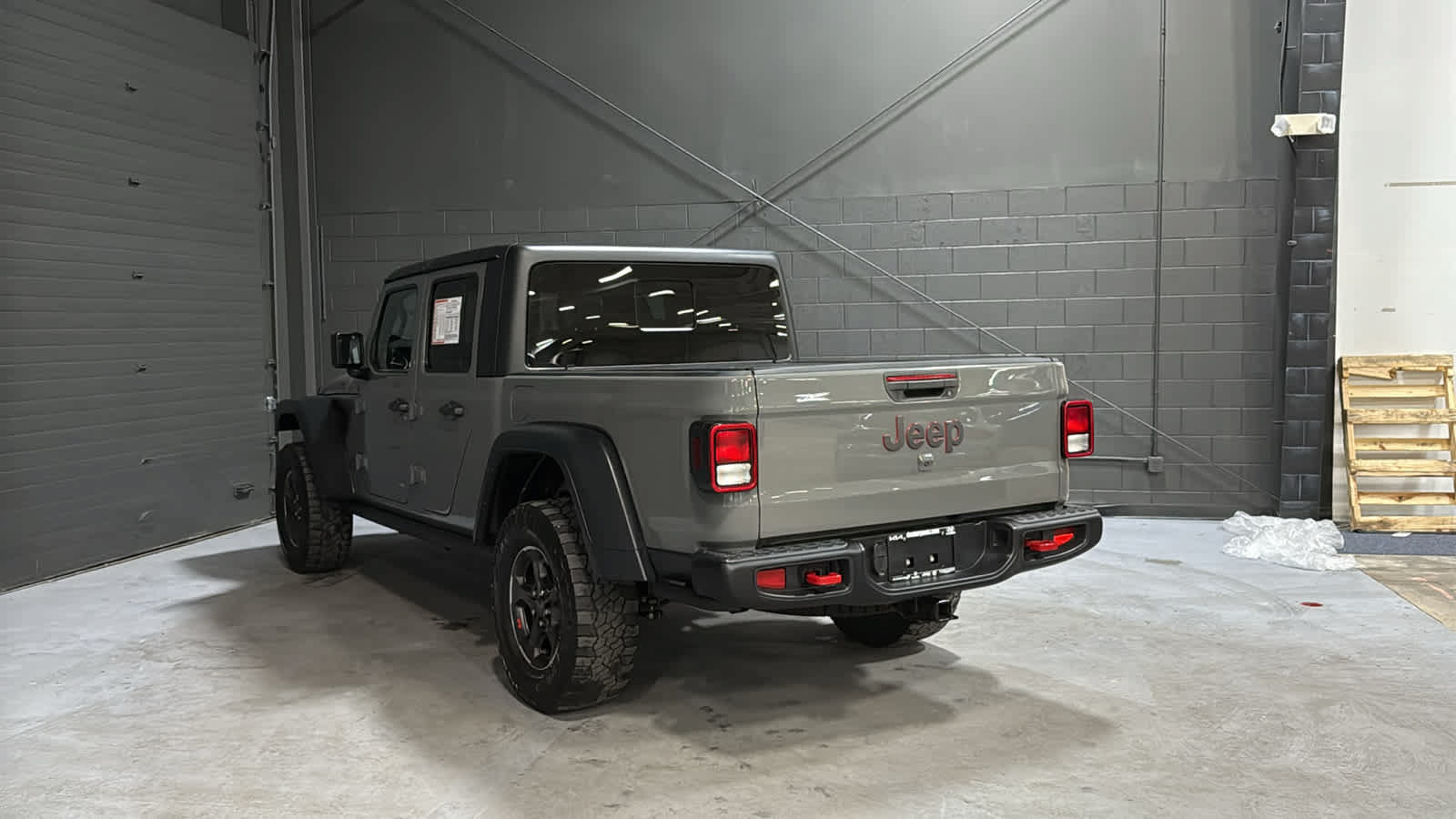Used 2022 Jeep Gladiator Rubicon w/ Cold Weather Group AWD/4WD image 4