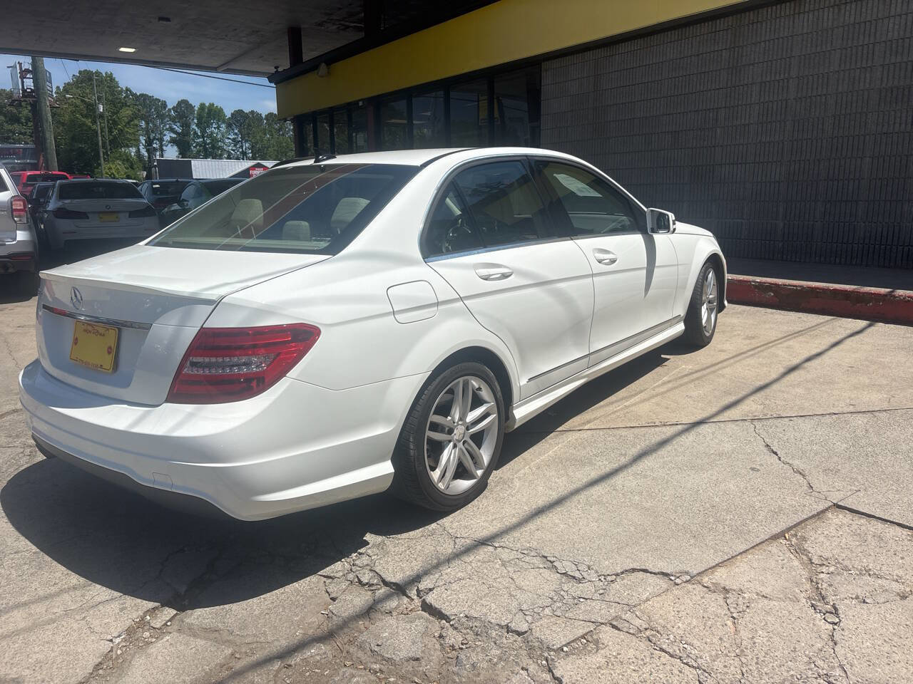 Used 2013 Mercedes-Benz C 250 Sedan image 4